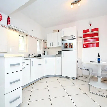 Apartment Bazen